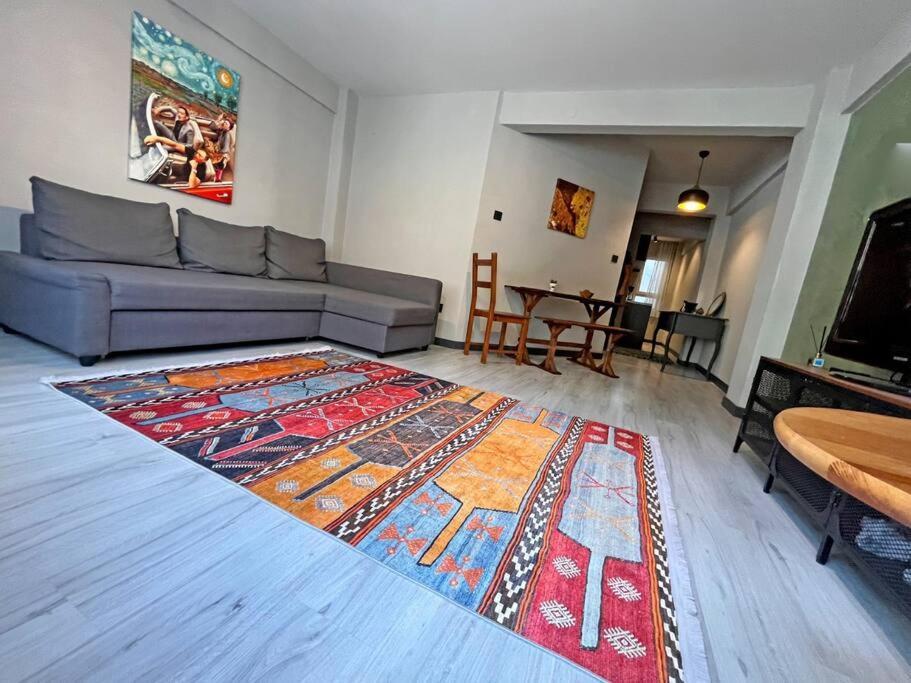 Central & Cosy Flat For 4 Person Истанбул Екстериор снимка