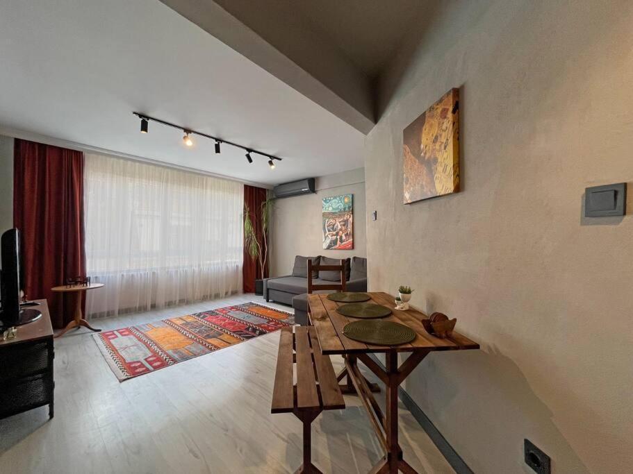 Central & Cosy Flat For 4 Person Истанбул Екстериор снимка